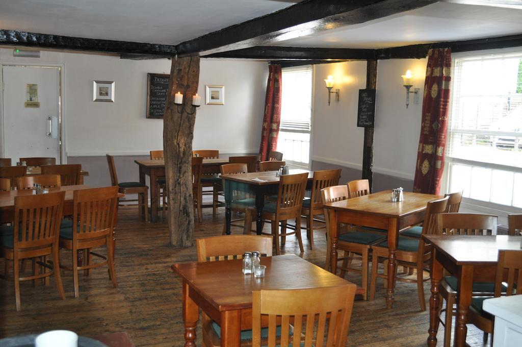 Queens Head Inn Saffron Walden Esterno foto